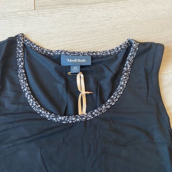 Modcloth | NWT Contrast in Action Knit Tank Top - Picture 6 of 13